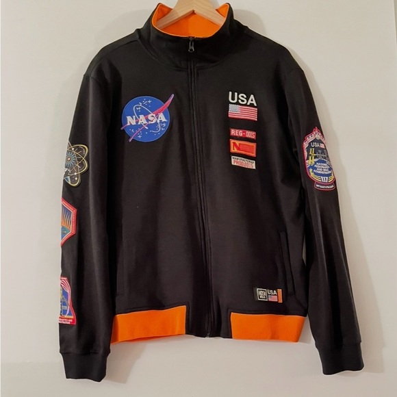 NASA - Picture 12 of 12